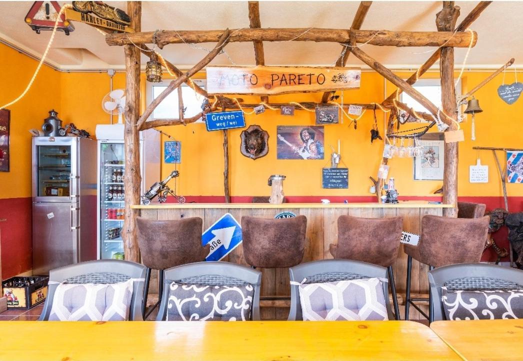 Moto Pareto B&B Bagian luar foto